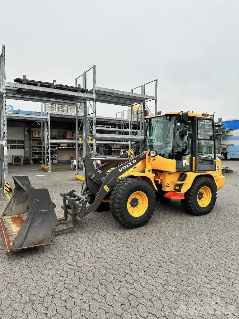 Volvo Radlader L30G Колесни товарачи