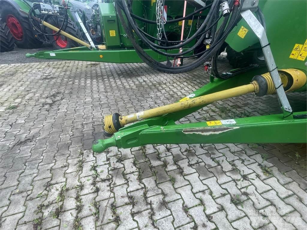 Bergmann GTW 330 Ремаркета за зърно / силаж
