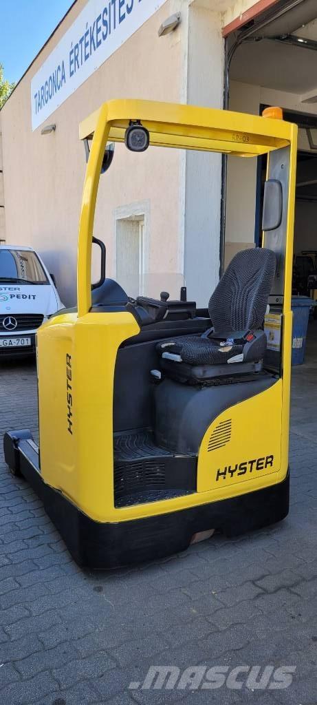 Hyster R 1.4 Ретрак/ Високоповдигач с изместване на вилката напред