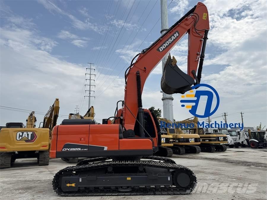 Doosan DX 225 LC-9C Верижен екскаватор