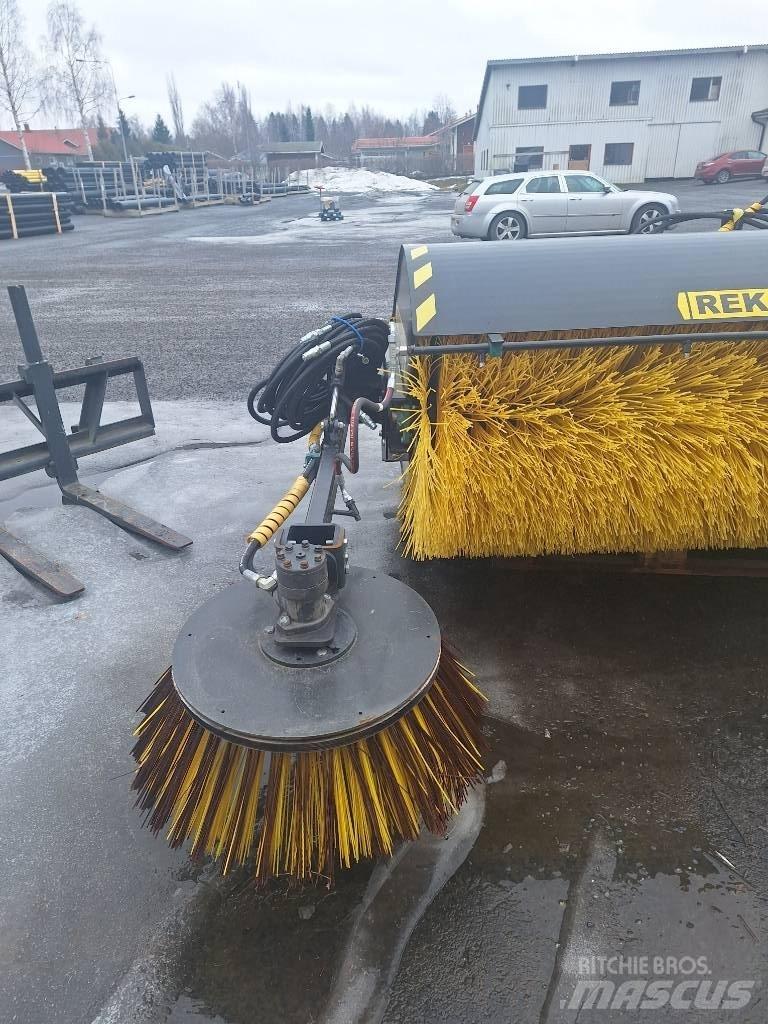 Reko KH 1800 Автоматични метачки с четки
