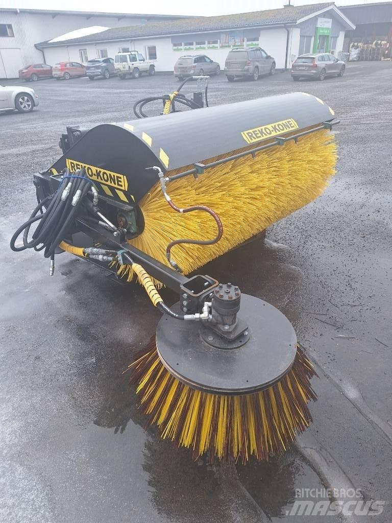 Reko KH 1800 Автоматични метачки с четки