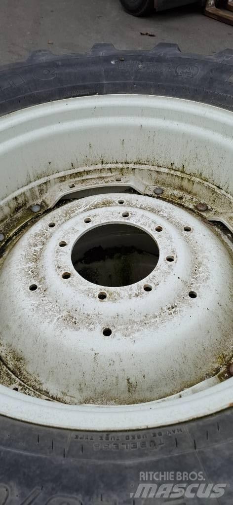 Firestone 540/65R_34 Колелета/Гуми