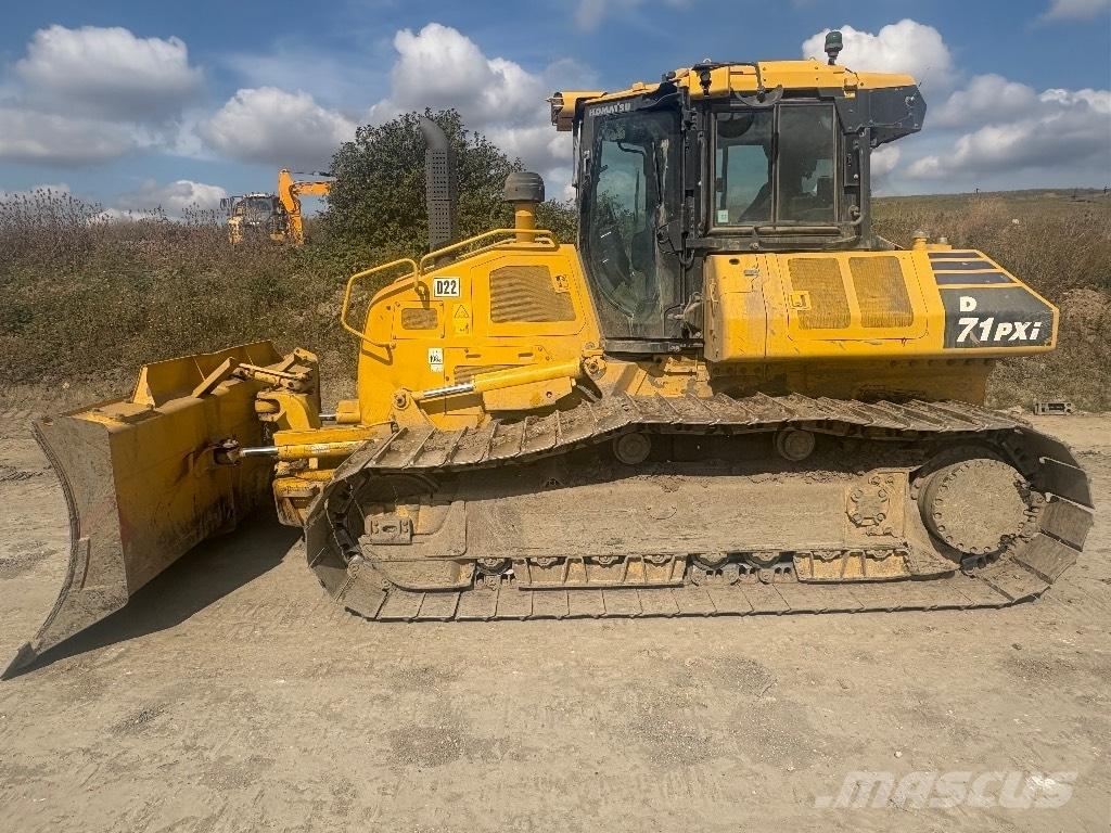 Komatsu D71PXI-24 Верижни булдозери
