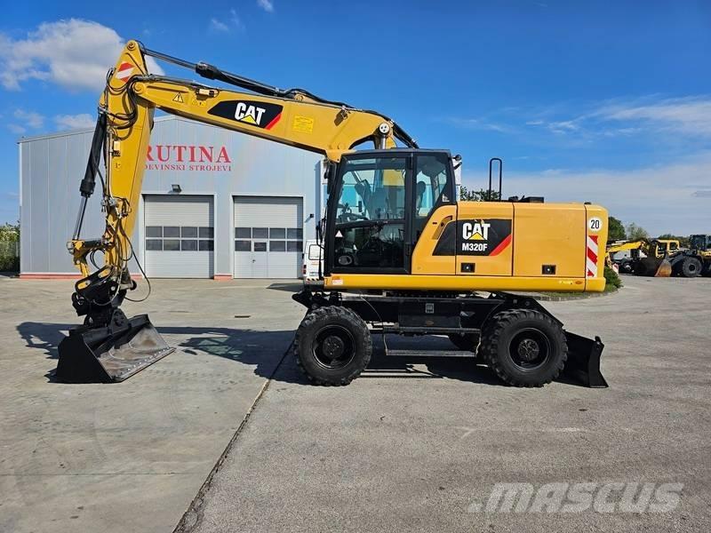 CAT M320F Колесни екскаватори