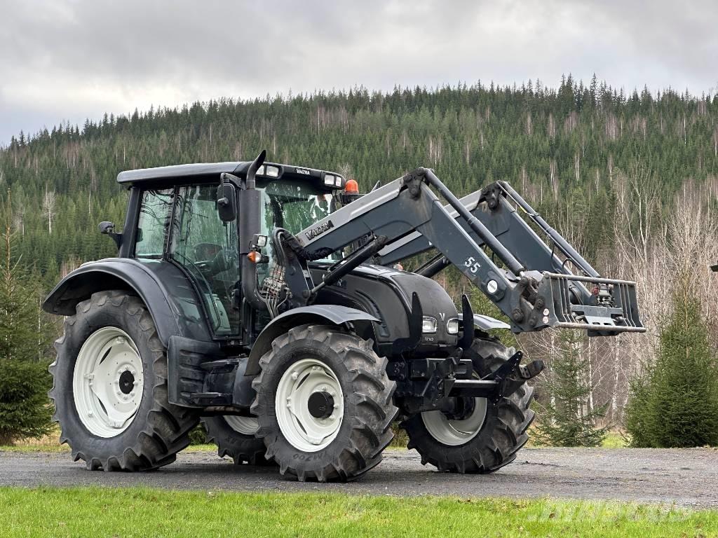 Valtra N 142 Versu Трактори