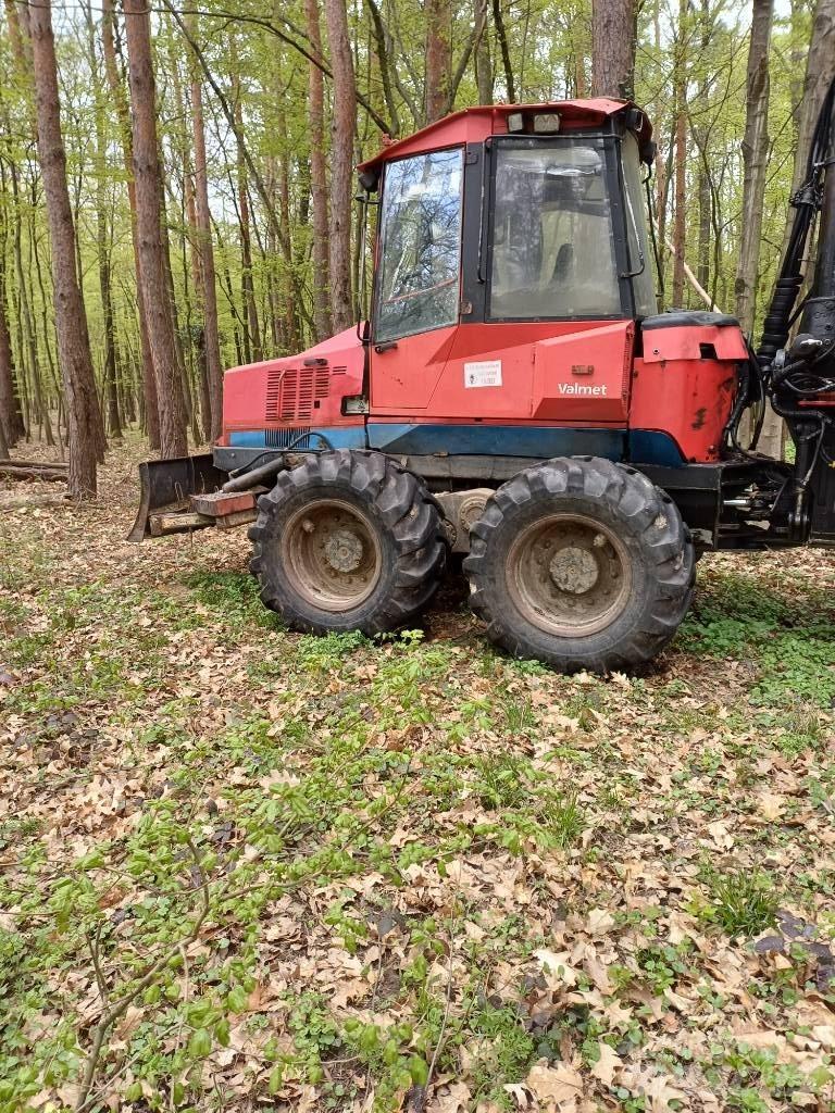 Valmet 840.2 Форуардери