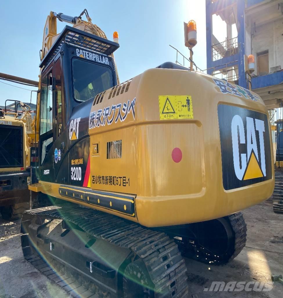 CAT 320 D Верижен екскаватор