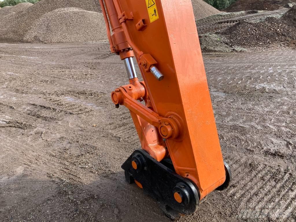 Hitachi ZX225USLC-6 Верижен екскаватор