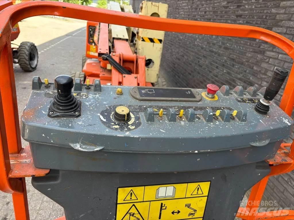 JLG E450AJ Съчленени стрелови подемници