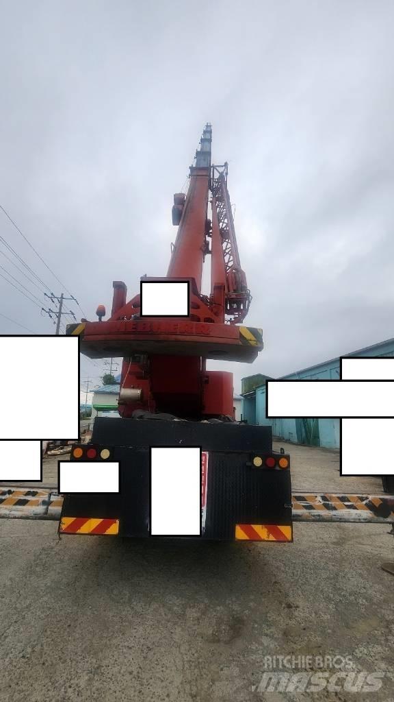 Liebherr LTM 1055-1 Всъдеходни кранове
