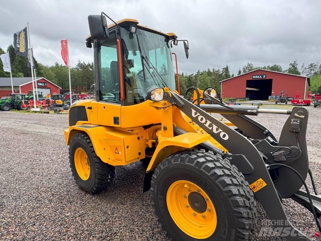 Volvo L 30 HS Колесни товарачи