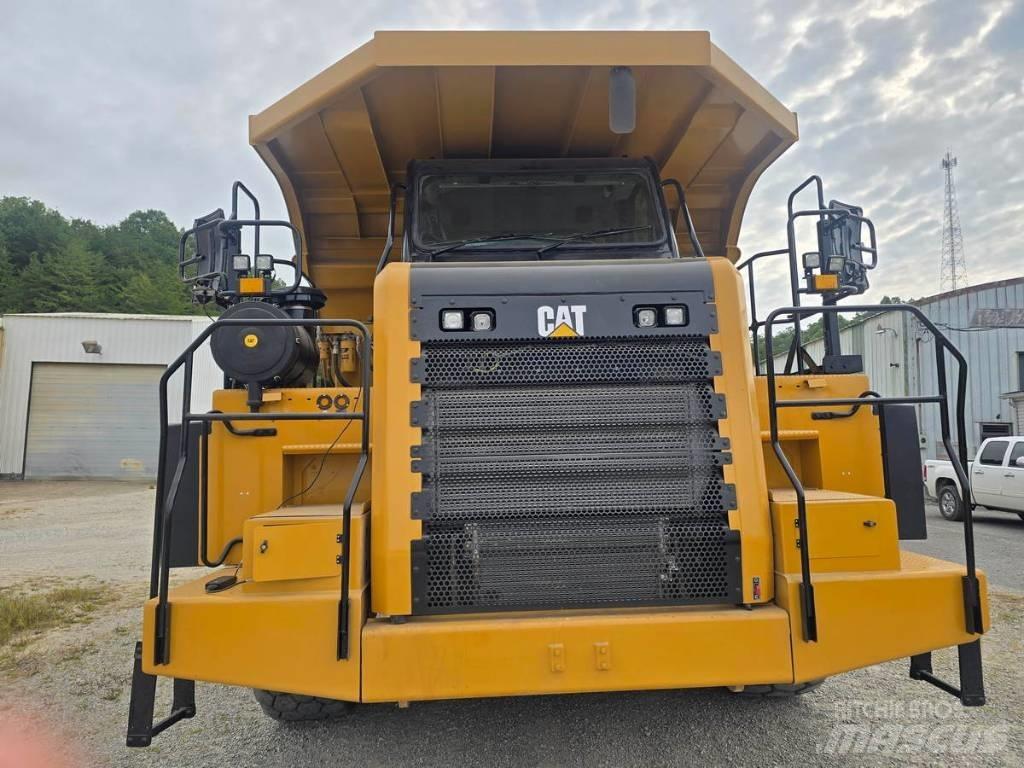 CAT 772G Дъмпери/моторни превозни средства
