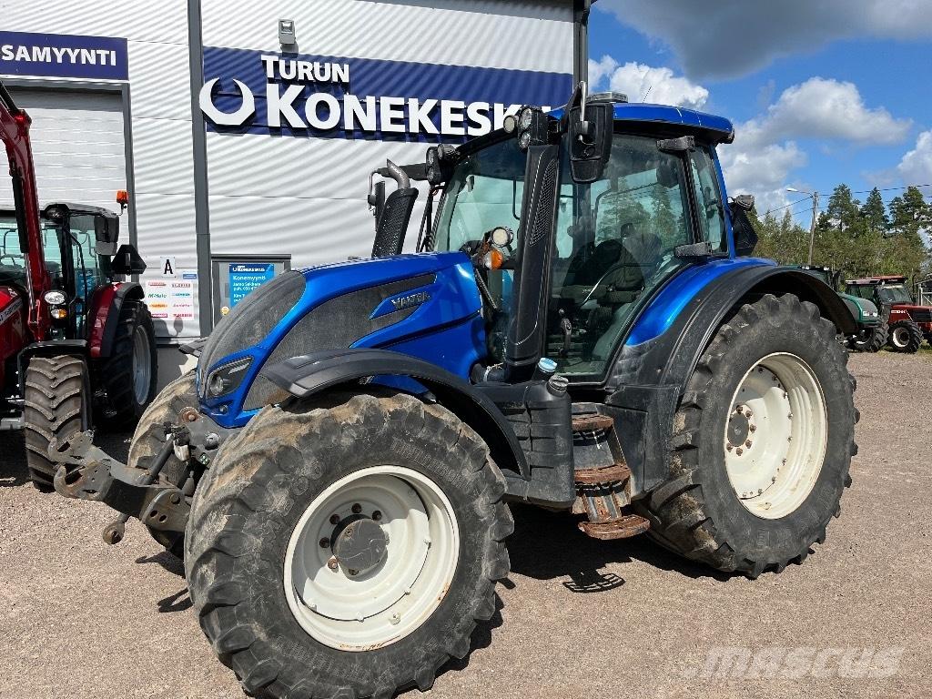 Valtra N174 Трактори