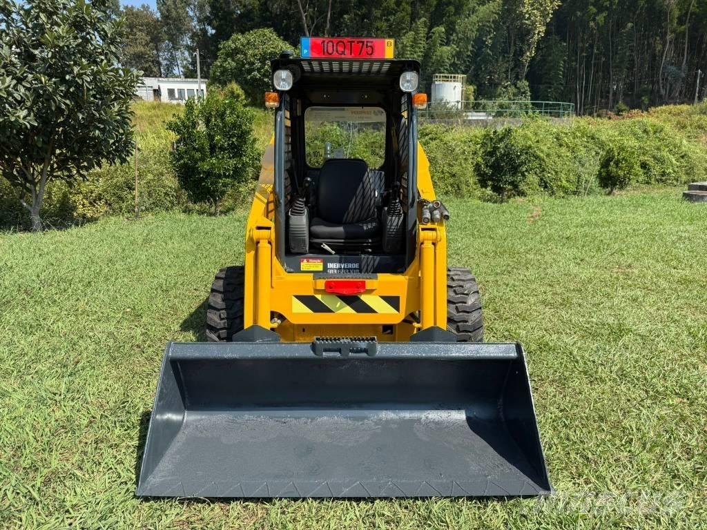 Komatsu SK 820 Мини товарачи
