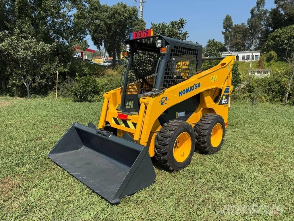 Komatsu SK 820 Мини товарачи
