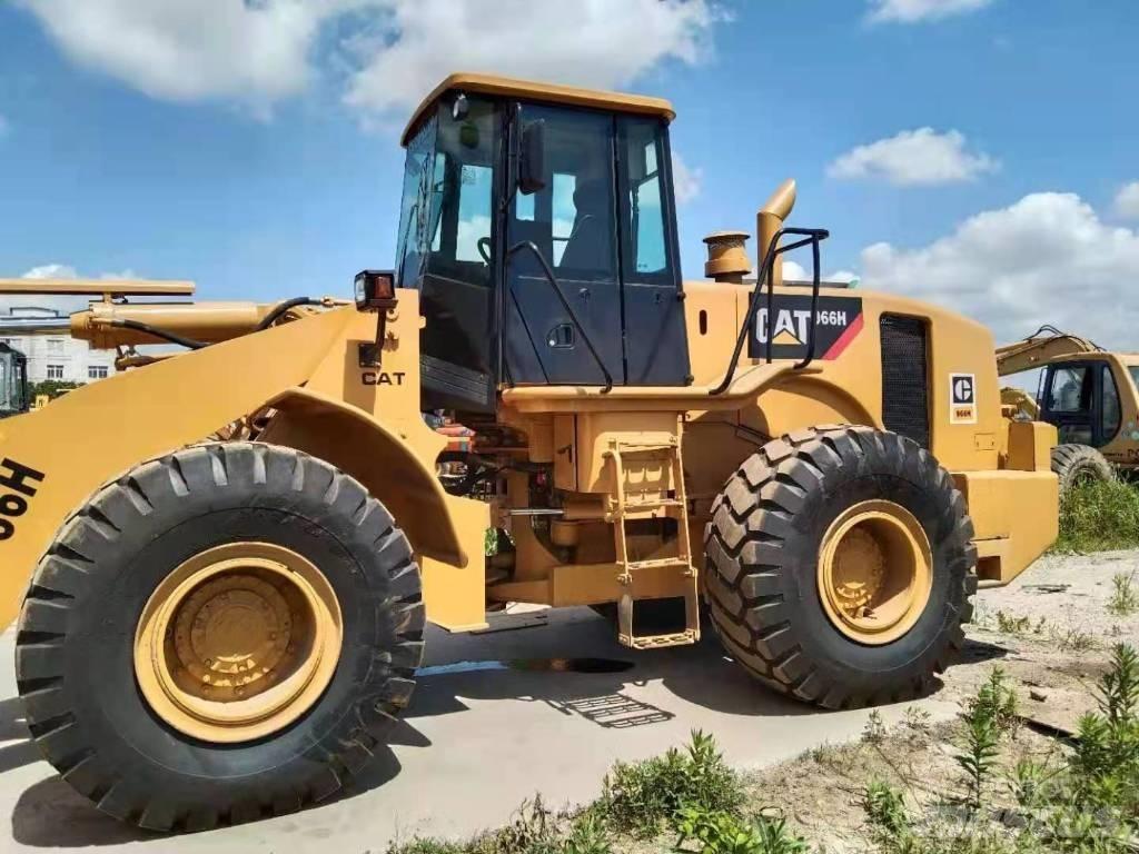 CAT 966h Колесни товарачи