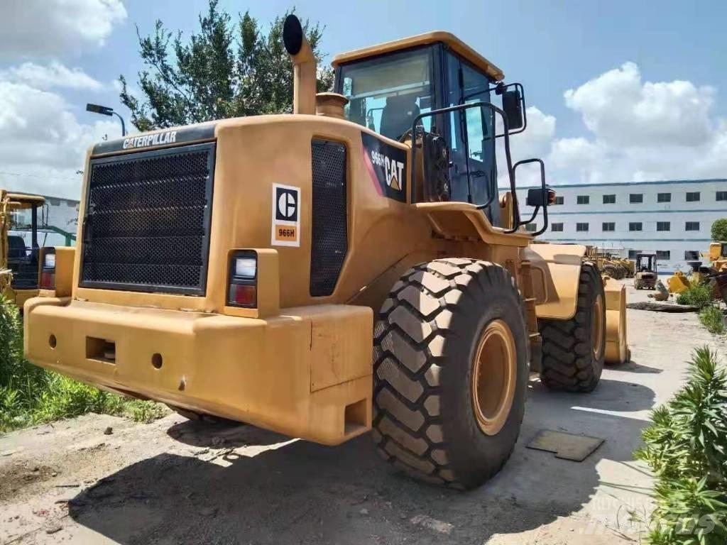CAT 966h Колесни товарачи