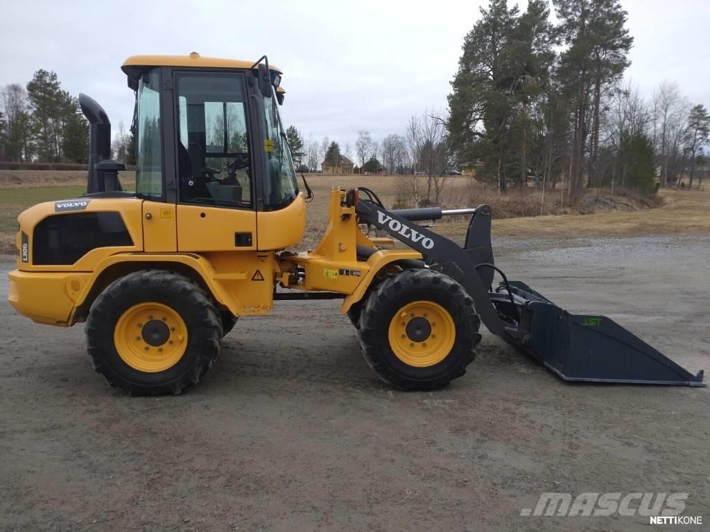 Volvo L 30 G Колесни товарачи