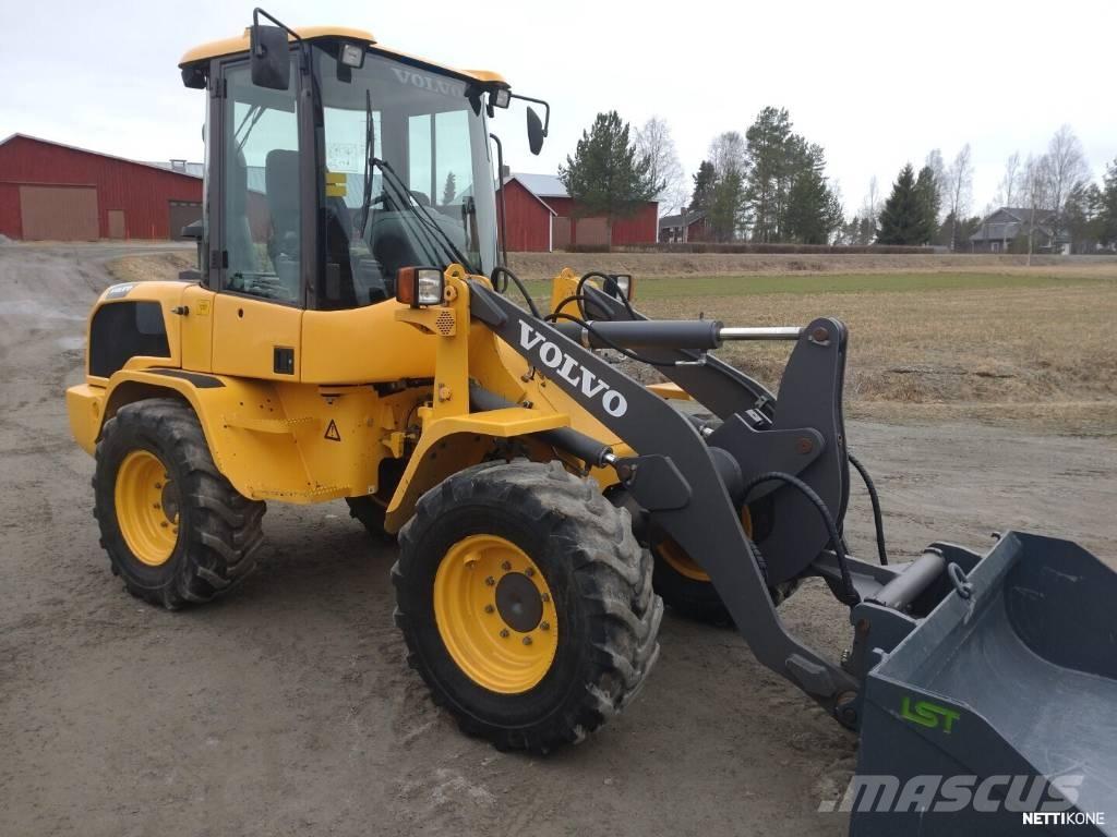 Volvo L 30 G Колесни товарачи