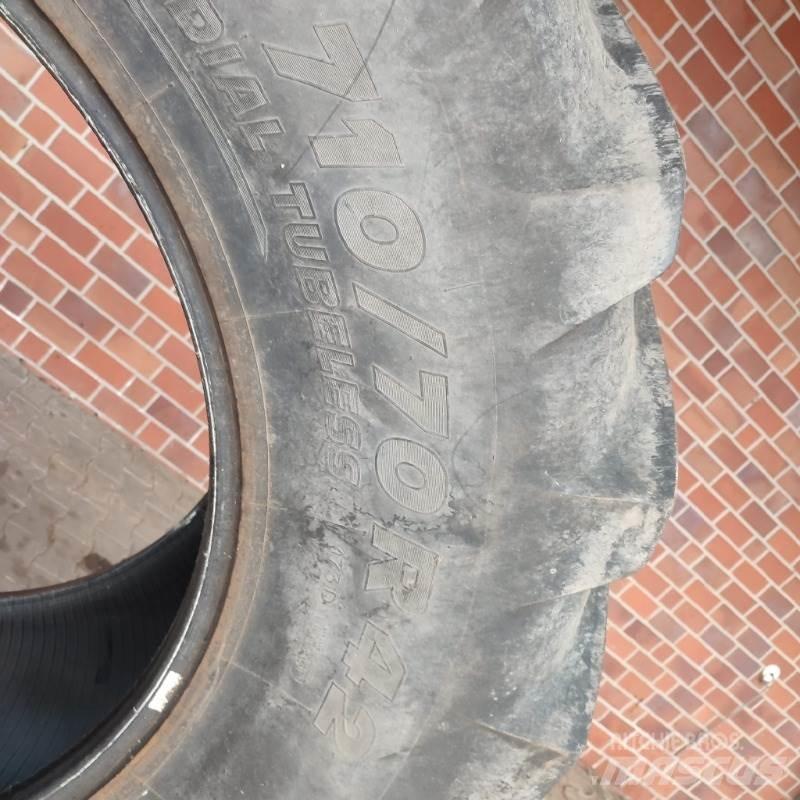 Michelin 710/70R42 Колелета/Гуми