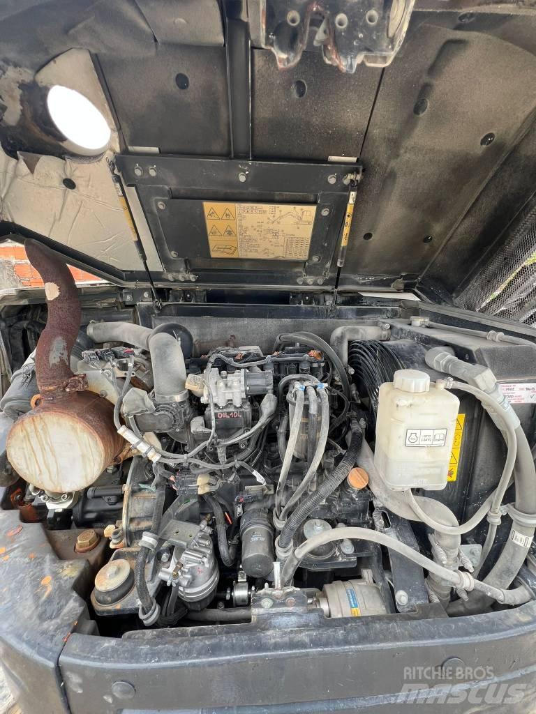 Bobcat E85 Средни екскаватори 7т - 12т