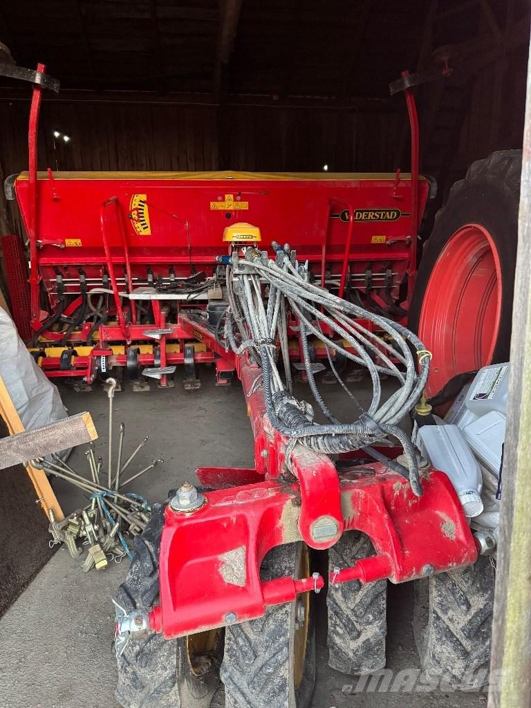 Väderstad Rapid400C Редосеялки