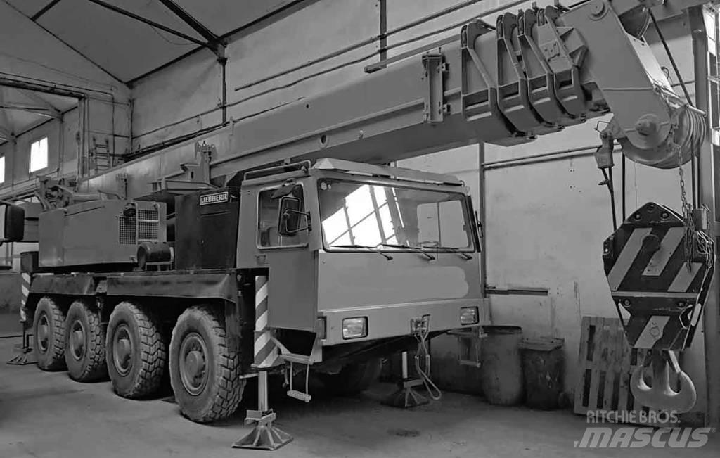 Liebherr LTM 1070 Всъдеходни кранове
