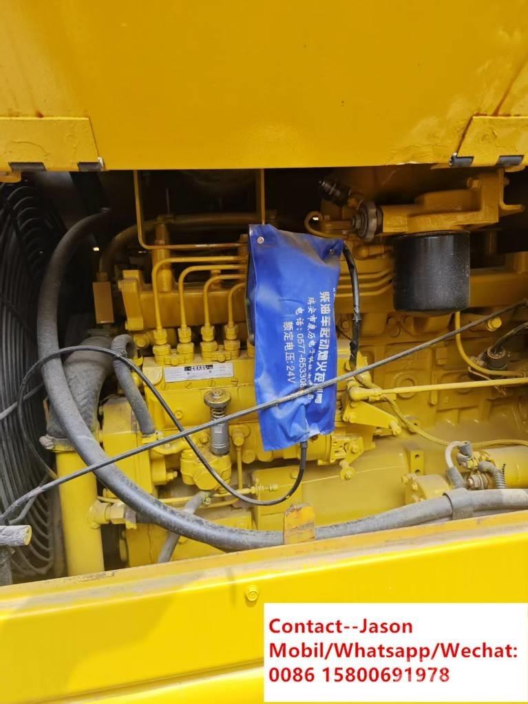Komatsu WA 100 Колесни товарачи