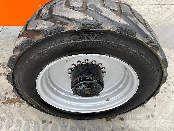 JLG 1250AJP Съчленени стрелови подемници