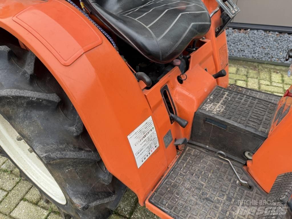 Kubota Bultra  B1-17 Трактори