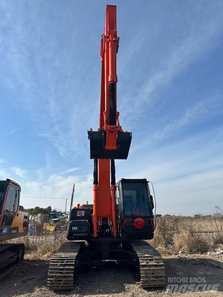 Hitachi ZX 200 Верижен екскаватор