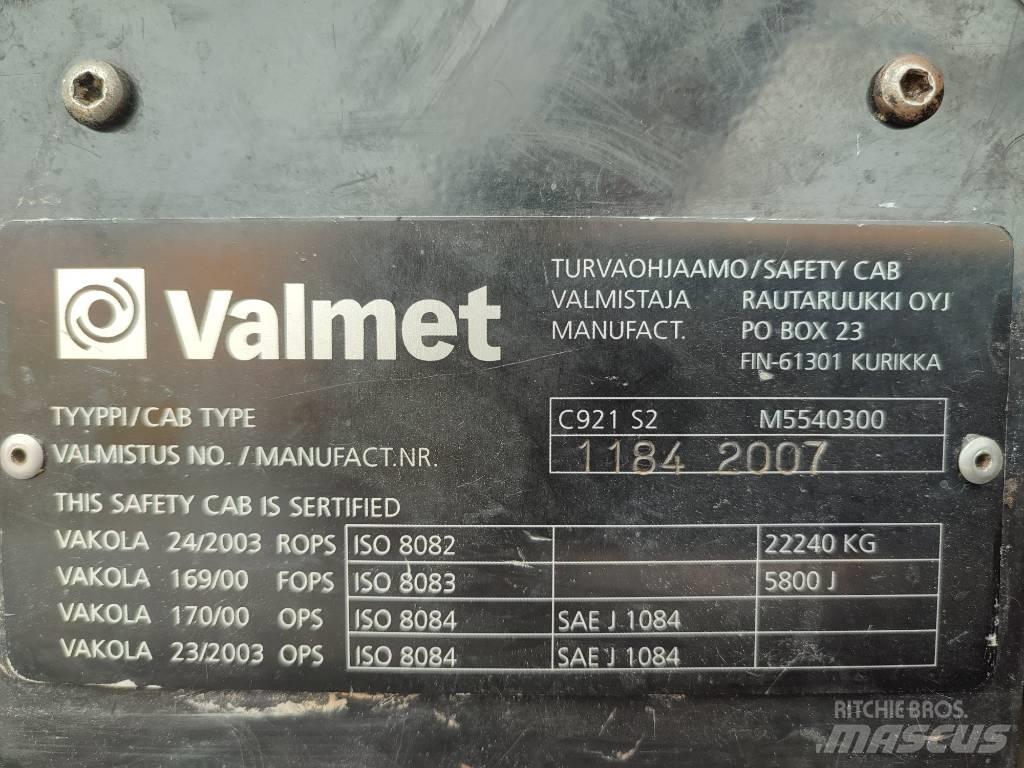 Valmet 911.3 Харвестери