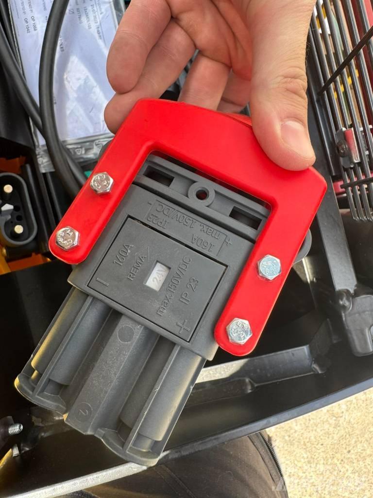 Hyster s1.4 Колички високоповдигачи с теглич