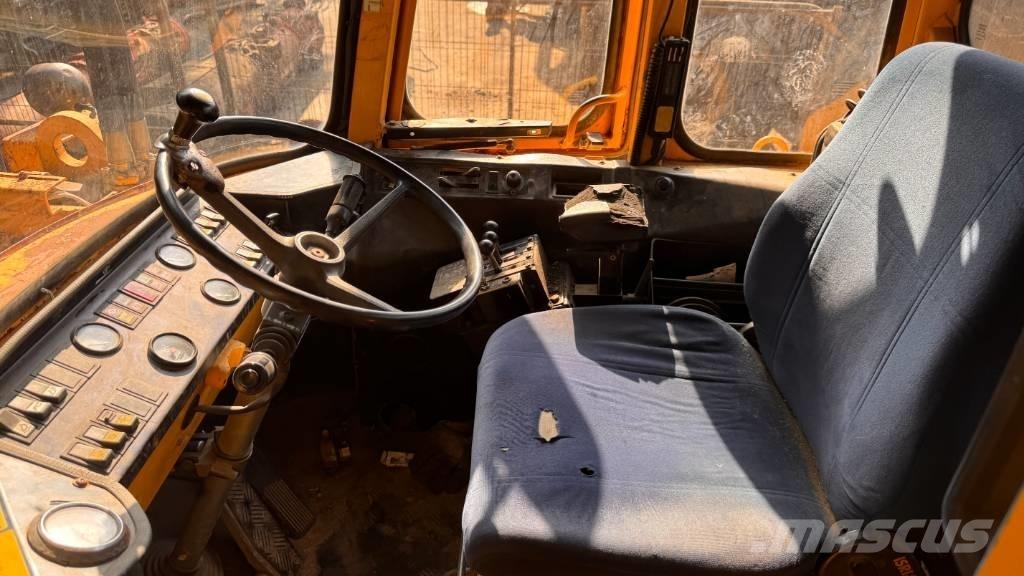 Volvo L 120 Колесни товарачи