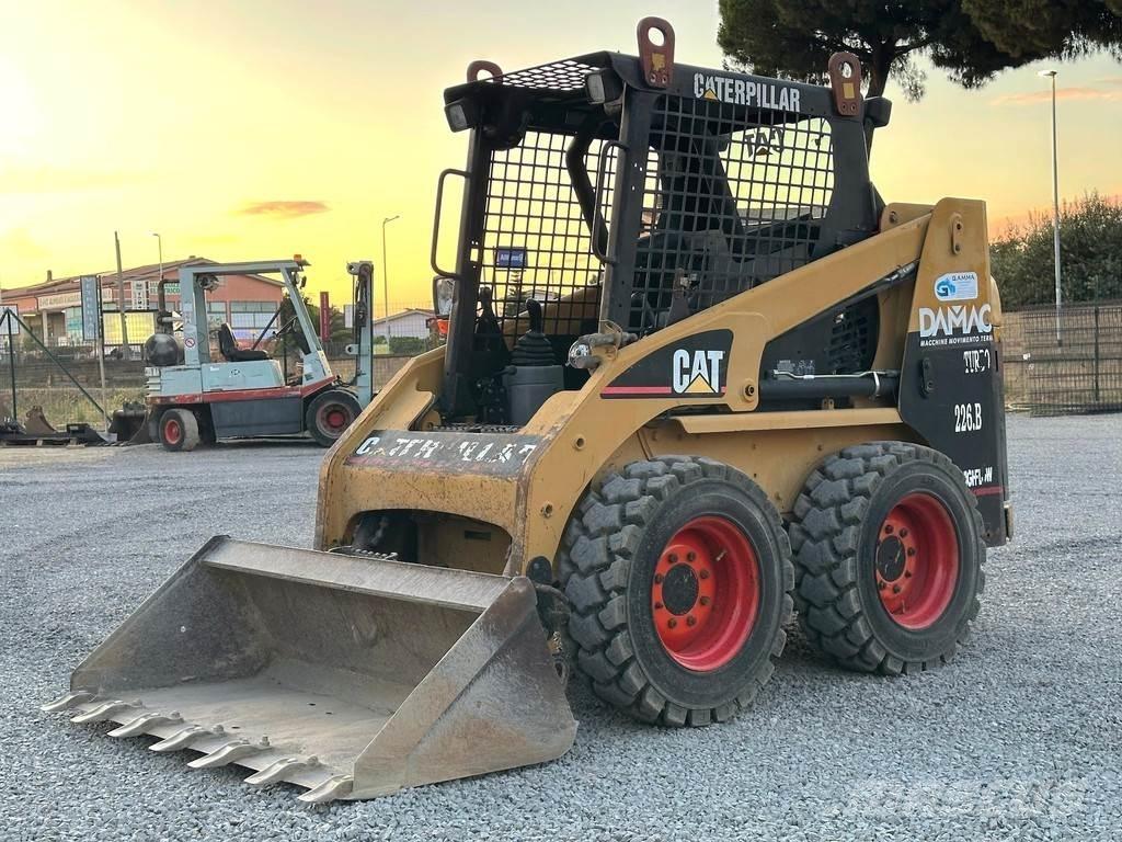 CAT 226BHF Мини товарачи