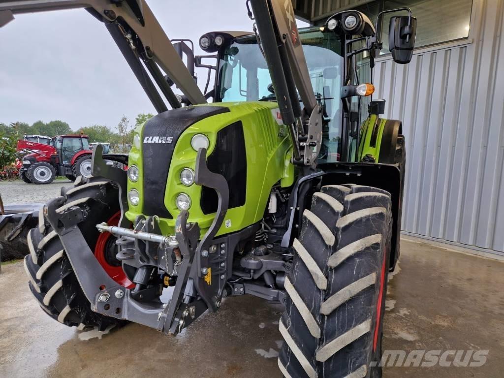 CLAAS Arion 450 Трактори
