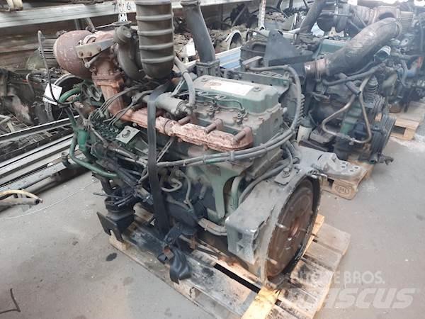 Volvo D7C250 Двигатели