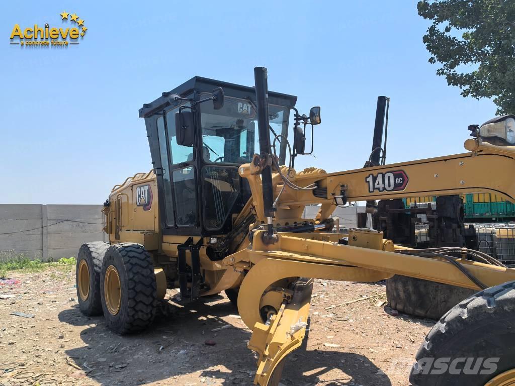CAT 140 GC Грейдери