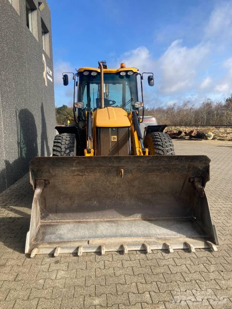 JCB 4 CX Товарач със заден ексватор