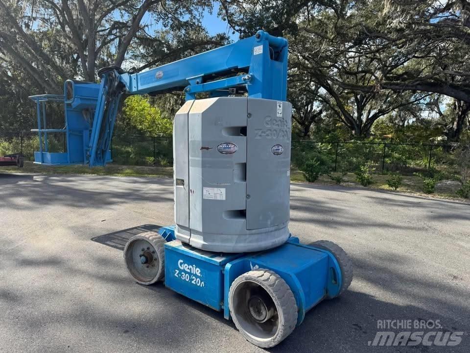 Genie Z 30/20 N Съчленени стрелови подемници