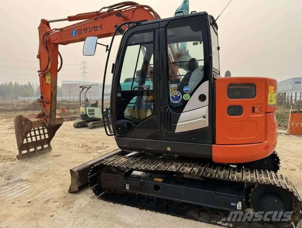 Hitachi ZX 75 US Средни екскаватори 7т - 12т