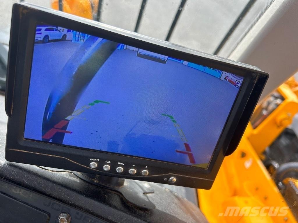 JCB 540-140 Sway / AC Телескопични товарачи