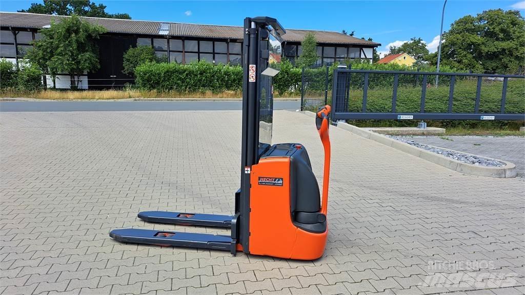 Linde L14C Колички високоповдигачи с теглич