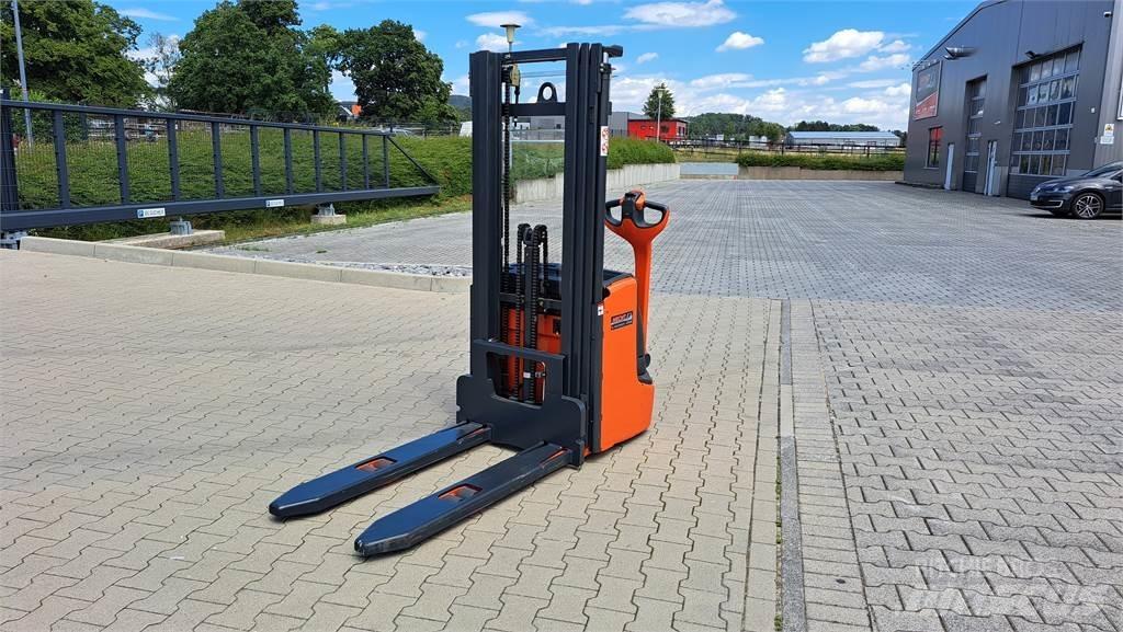 Linde L14C Колички високоповдигачи с теглич