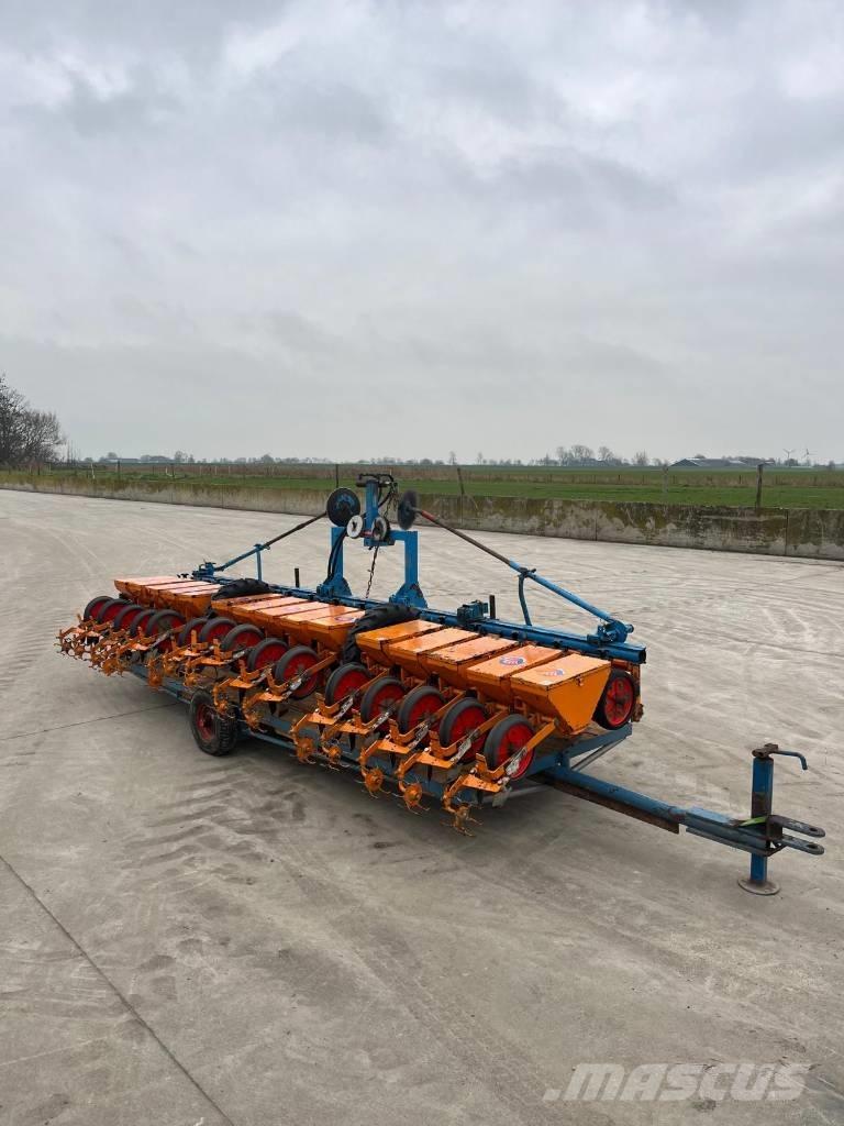 Schmotzer 15 Rij Редосеялки