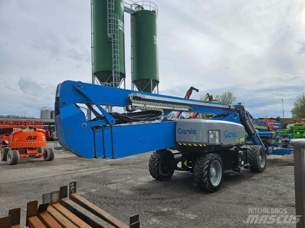 Genie ZX 135/70 Съчленени стрелови подемници