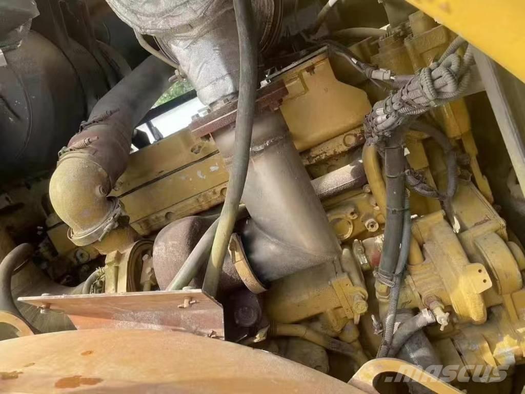 CAT 972 H Колесни товарачи