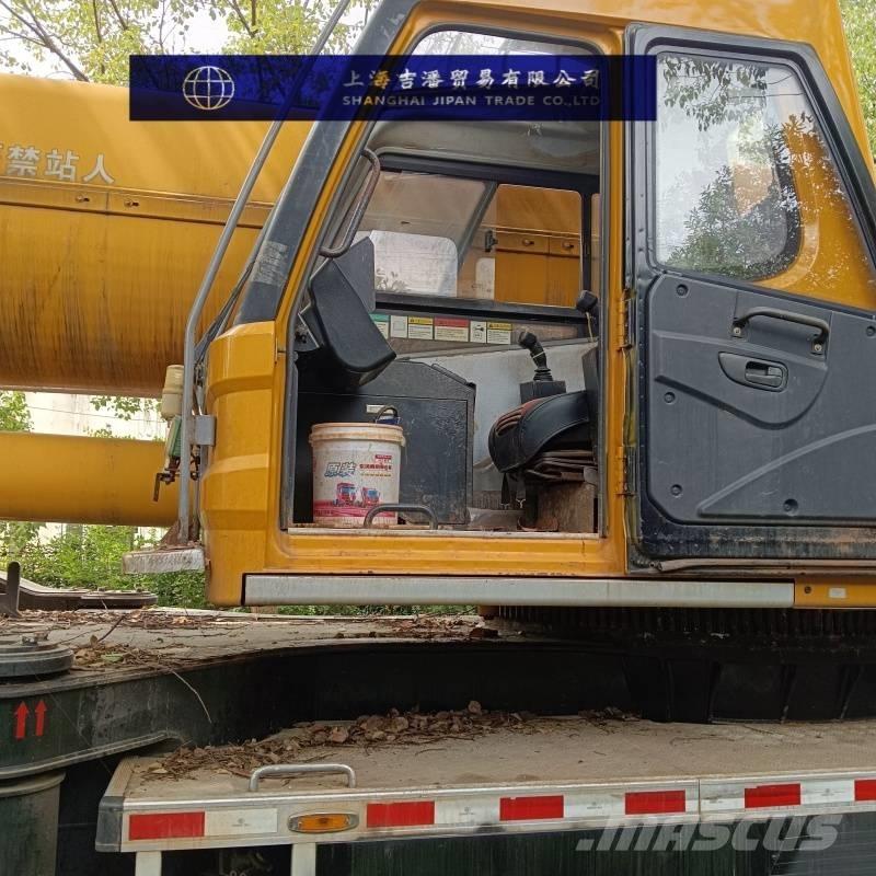 Sany STC 1000A Всъдеходни кранове