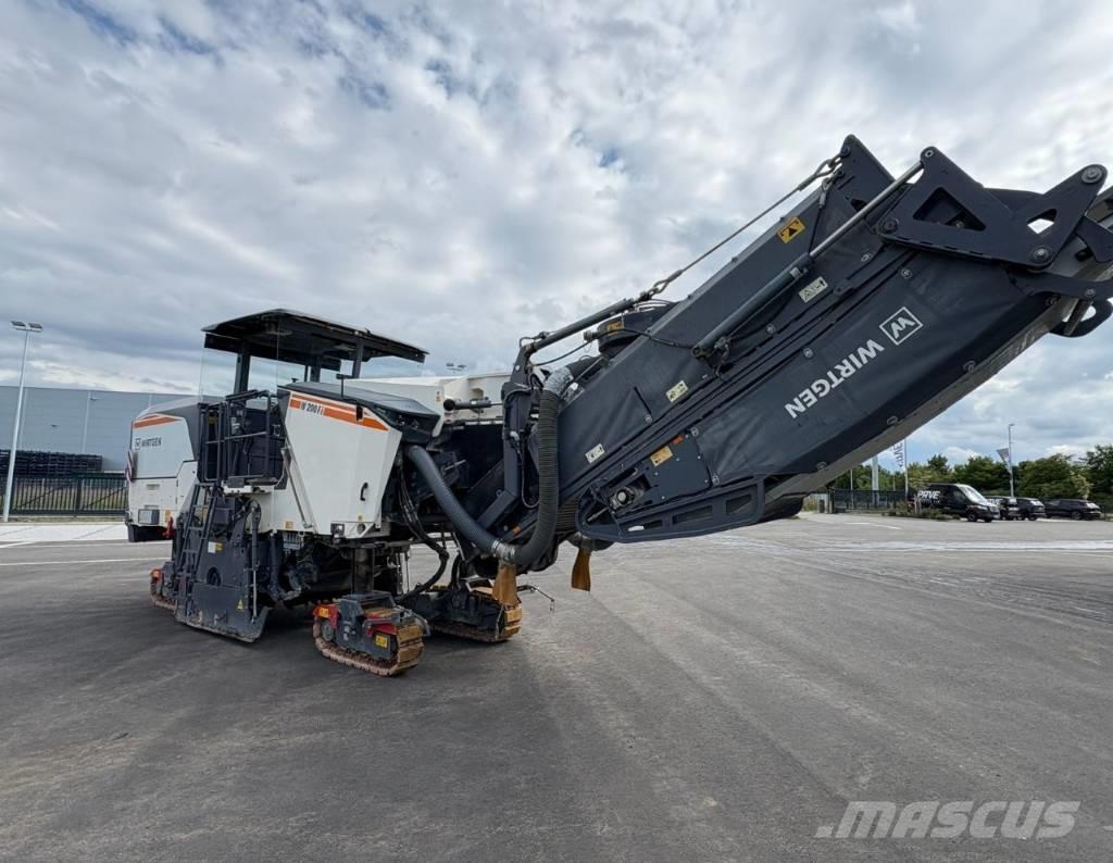 Wirtgen W 200 Fi Машини за студено раздробяване на асфалт
